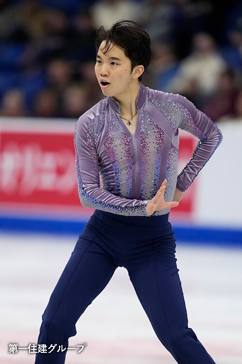 友野一希選手の磁気ネックレス「コラントッテ（Colantotte）」を着用した肖像