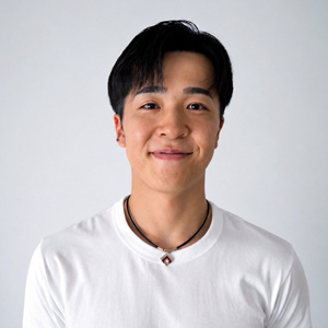 後藤陸翔選手の磁気ネックレス「コラントッテ（Colantotte）」を着用した肖像
