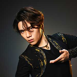 宇野昌磨選手の磁気ネックレス「コラントッテ（Colantotte）」を着用した肖像