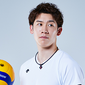 石川祐希選手の磁気ネックレス「コラントッテ（Colantotte）」を着用した肖像