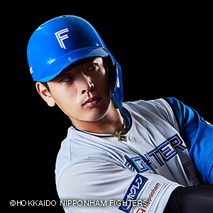 野村佑希選手の磁気ネックレス「コラントッテ（Colantotte）」を着用した肖像