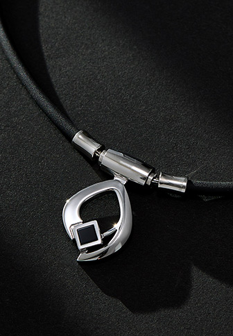 コラントッテ ネックレス TAO ARC