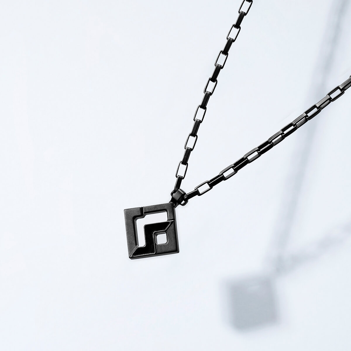 コラントッテSPORTS PRO マグチタンネックレス RT150-SQ【BK】