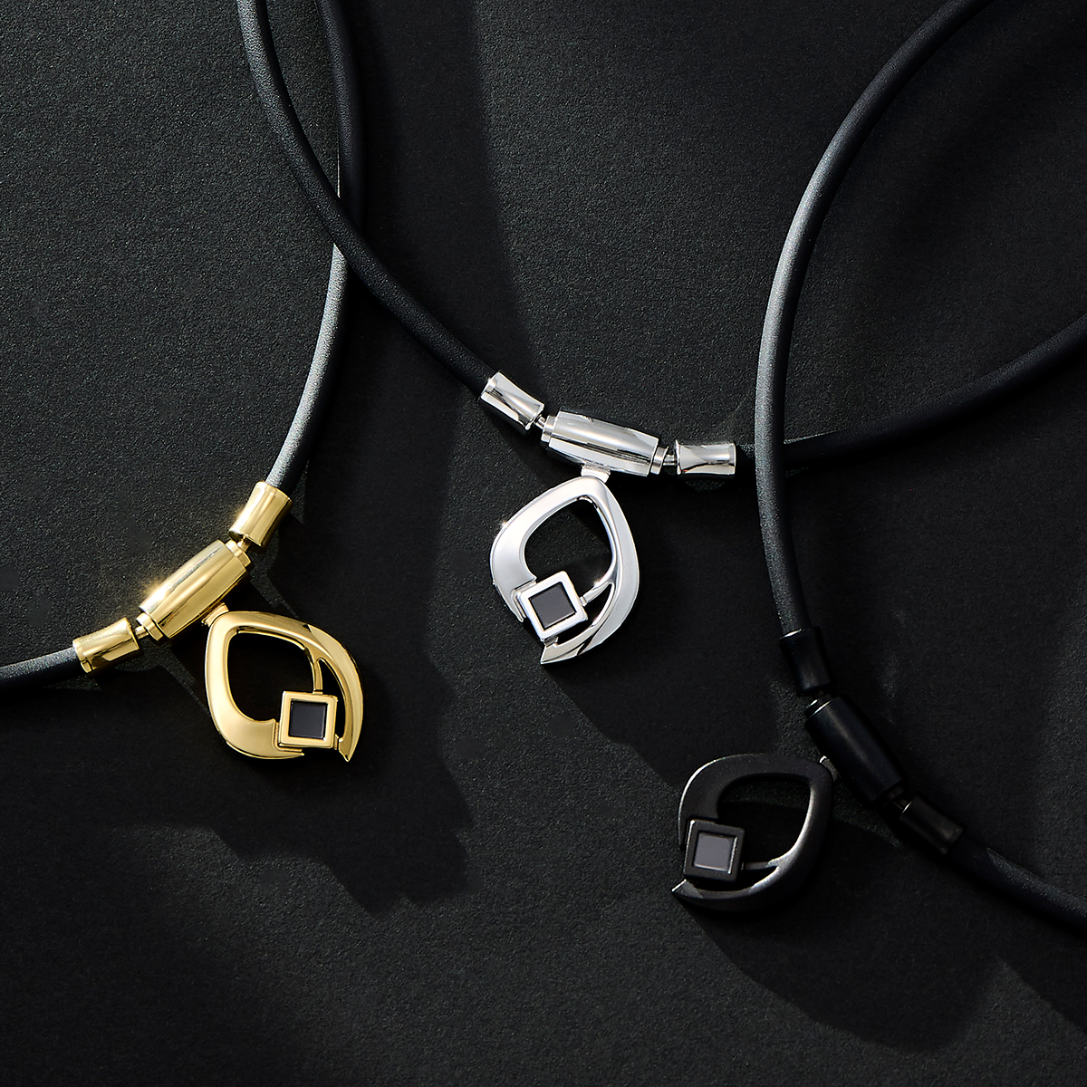 コラントッテ ネックレス TAO ARC【クラシックゴールド】