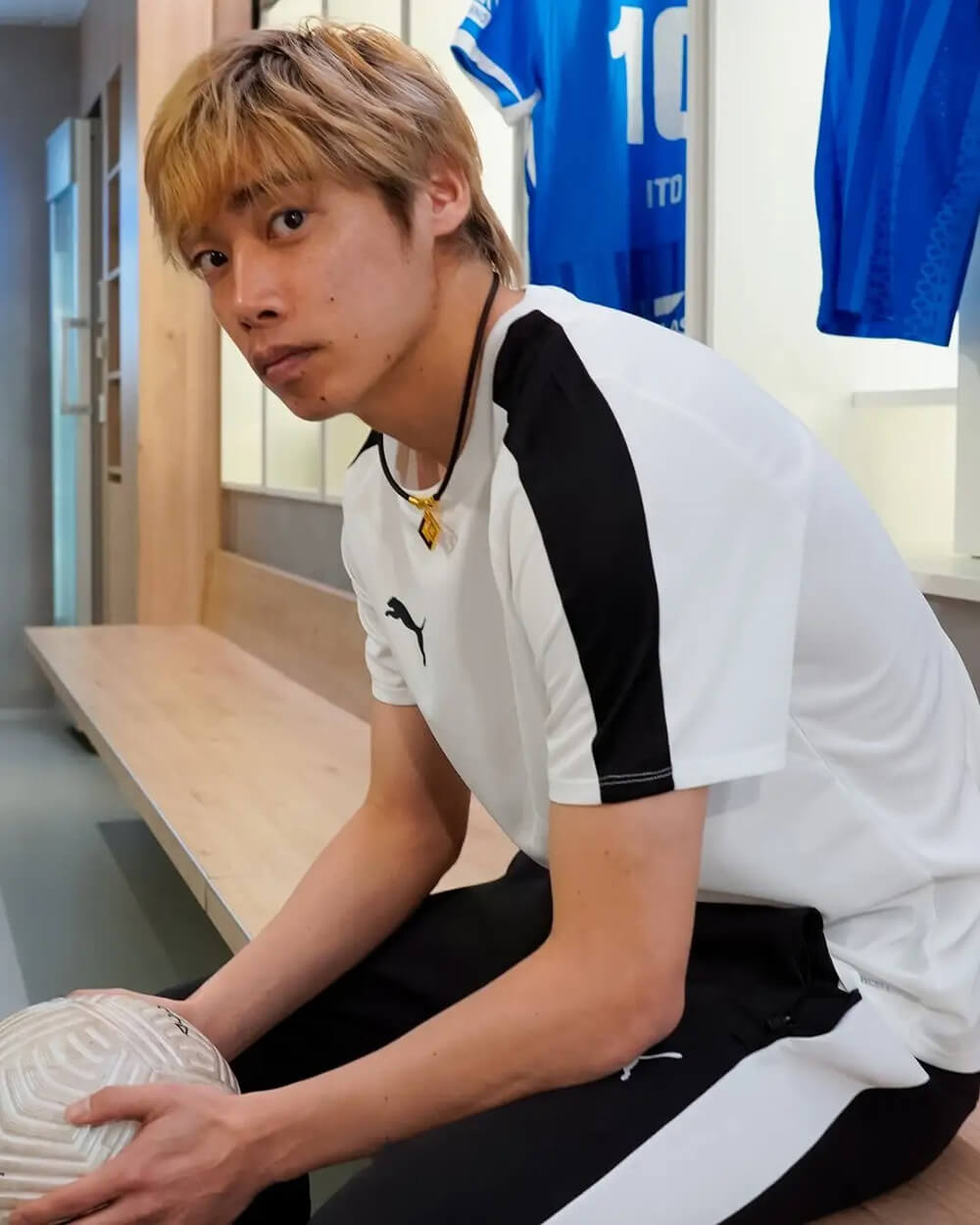 伊東純也選手