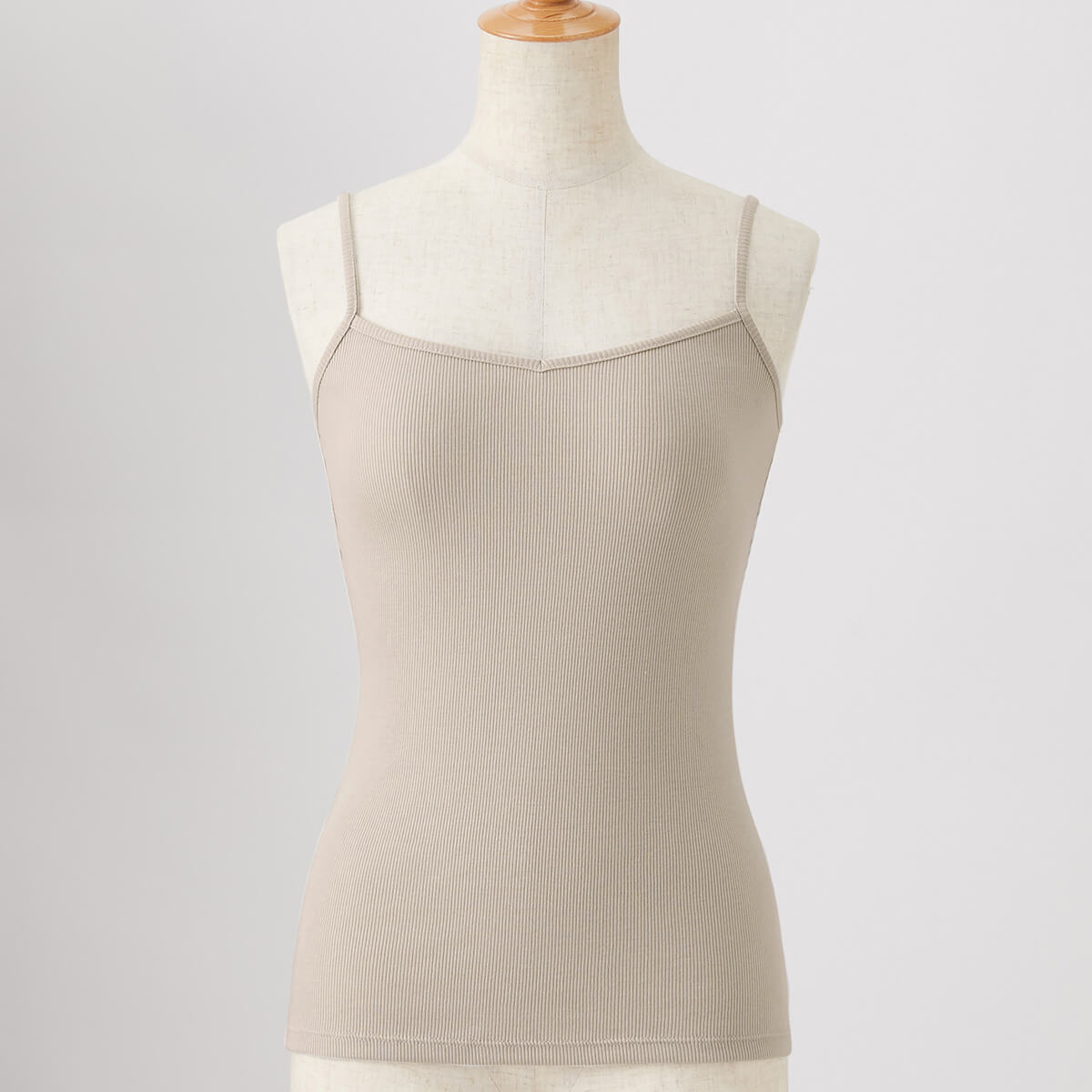 Lierrey ベージュ Lierrey ループネックレスに新色サンドベージュが登場 4月9日