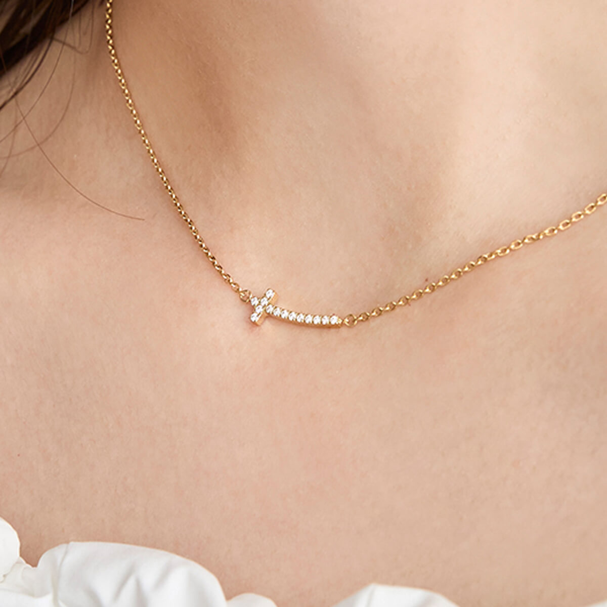 直営店限定】Lierrey クロスネックレス | 磁気ネックレス